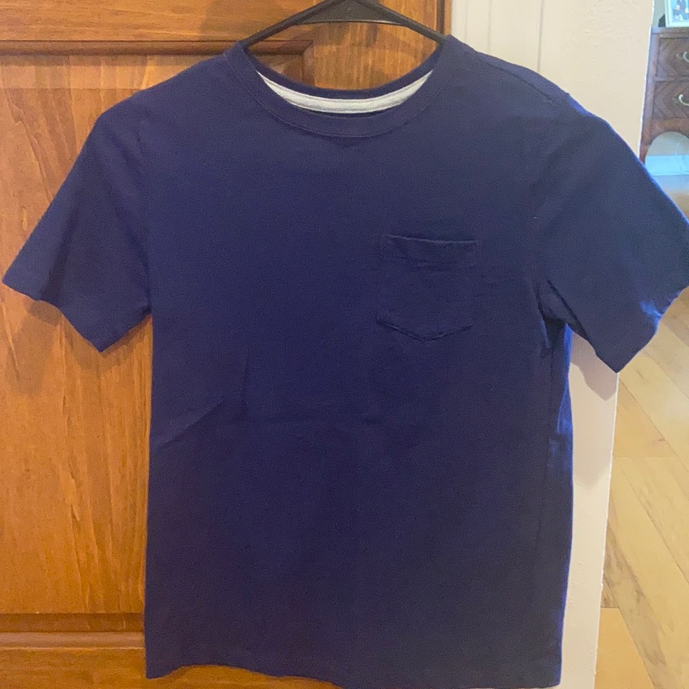 Navy blue tee shirt